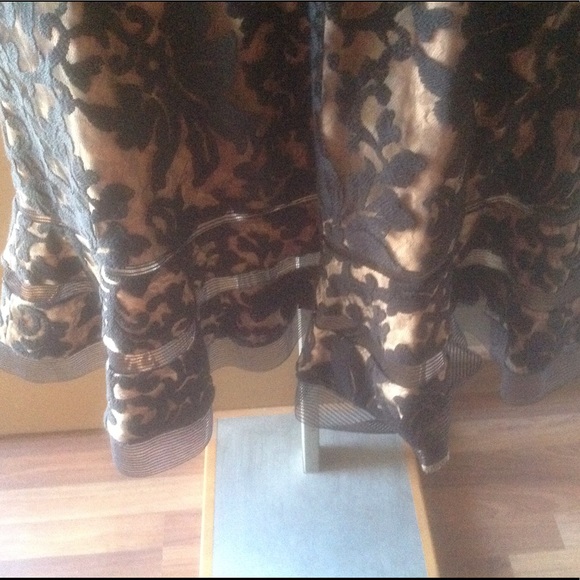 SALE 💄Tadashi Shoji black cocktail dress. Size 10 - Picture 3 of 6